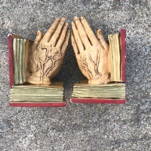 Set of 2‎ Vintage Ceramic Praying Hands Bookends
